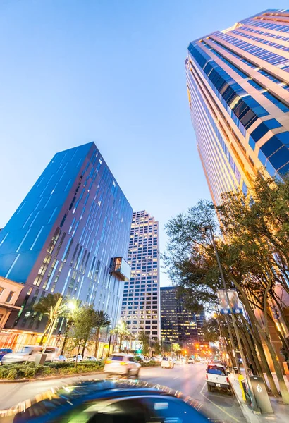 Nacht lichten van gebouwen in New Orleans, Louisiana — Stockfoto