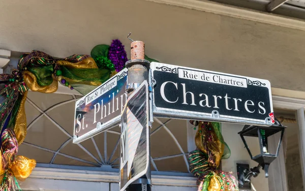 Chartres straat teken in New Orleans (Louisiana) — Stockfoto