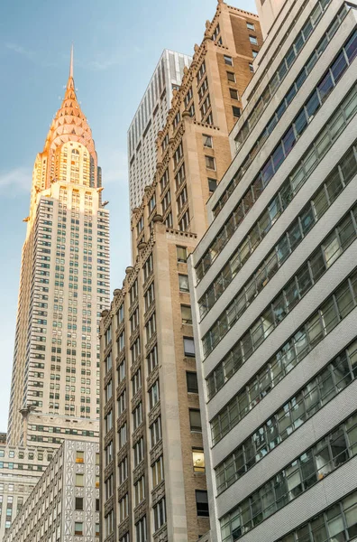 NEW YORK CITY - SEPTEMBRE 2015 : Vue sur la rue du bâtiment Chrysler — Photo