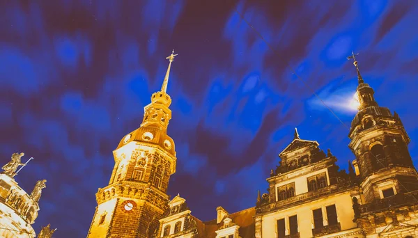 Hausmannsturm (torre Hausmann) de Residenzschloss (Palacio Real ) — Foto de Stock