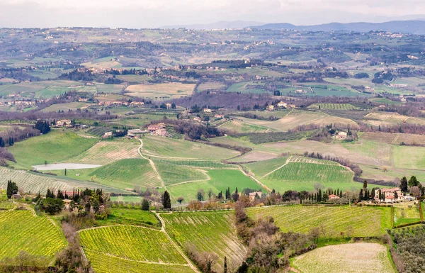 Toscane, Italië. Prachtige campagne van regio platteland in Spri — Stockfoto