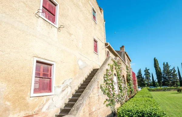 bolgheri - Toskana güzel ortaçağ mimarisi