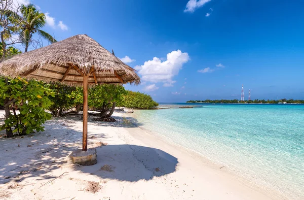 Piękna plaża Maldives — Zdjęcie stockowe