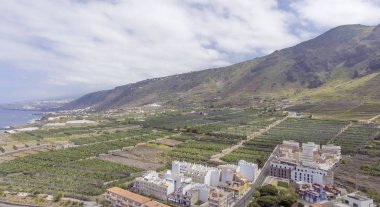 Havadan kıyı görünümü