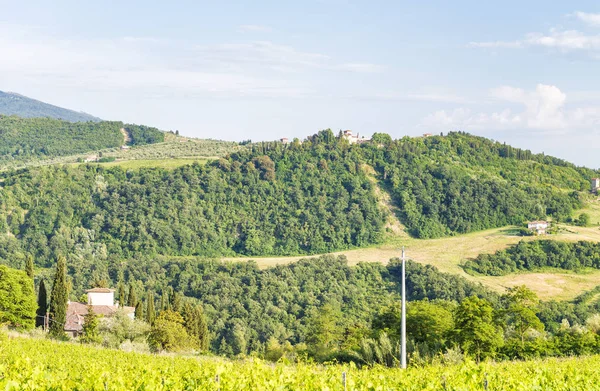 Toscana, Italia. Paisaje rural al atardecer. Prados en el campo, género —  Fotos de Stock