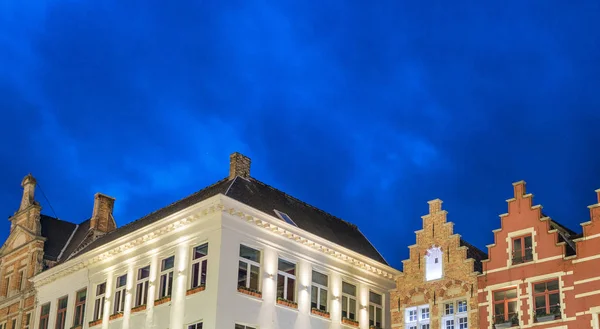 Colourful architecture of Bruges buildings — Stock Photo, Image