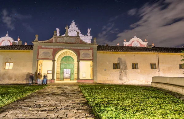 Night view of Calci Charterhouse - Pisa, Tuscany — Stock Photo, Image