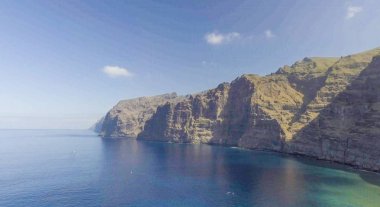 Havadan kıyı görünümü