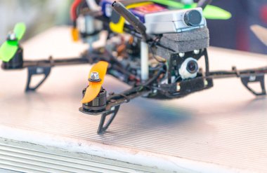 Portre montajı dronun