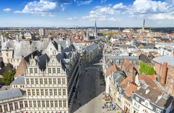 Αρχιτεκτονική της μεσαιωνικής πόλης Gent — Φωτογραφία Αρχείου