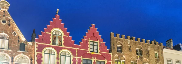 Colourful architecture of Bruges buildings — Stock Photo, Image