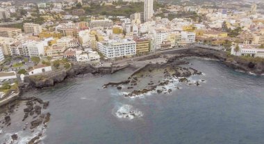 Puerto de la Cruz, Tenerife 'deki ünlü havuzlar