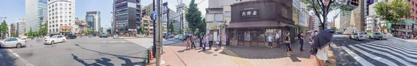 东京 — — 2016 年 5 月 22 日︰ 游客在银座 — 图库照片