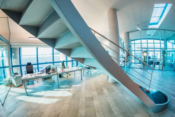 Schöne moderne Büroeinrichtung. nützlich für Geschäftsbroschüren — Stockfoto