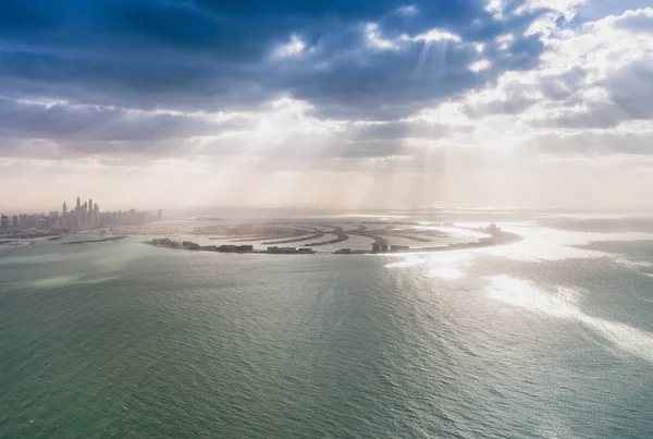 Vista aérea de Dubai Palm Jumeirah Island, Emiratos Árabes Unidos — Foto de Stock