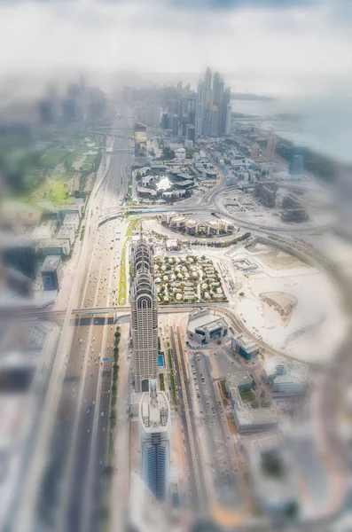 Sheikh Zayed vista aérea de carretera en Dubai, Emiratos Árabes Unidos —  Fotos de Stock