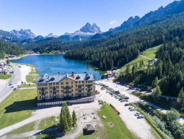 Misurina Gölü, Dolomites havadan görünümü