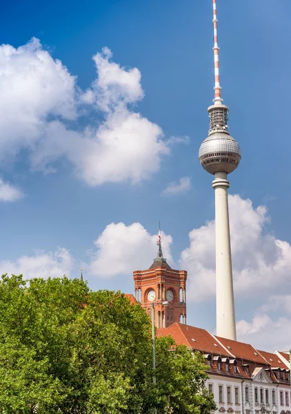 Телебашня и архитектура Берлина, Германия — стоковое фото