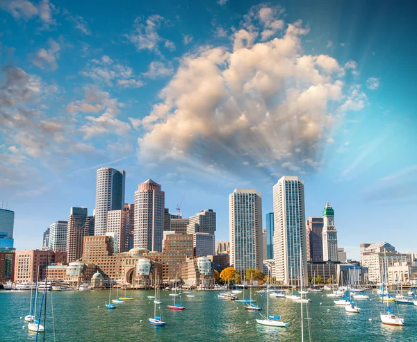 Skyline von Boston in der Abenddämmerung, Massachusetts — Stockfoto