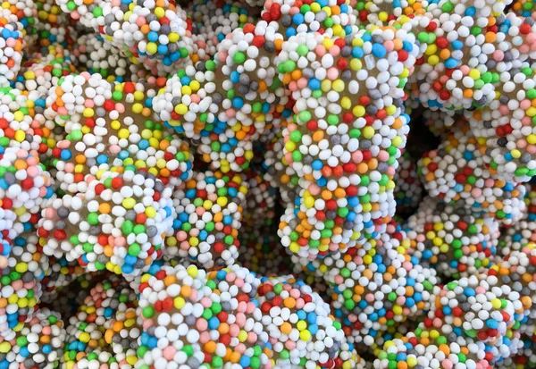 Leckere bunte Bonbons — Stockfoto