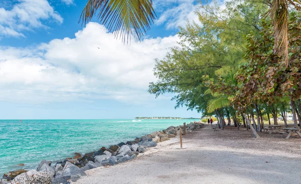 Coastline of Fort Zachary State Park in Key West, FL — Stock Photo, Image