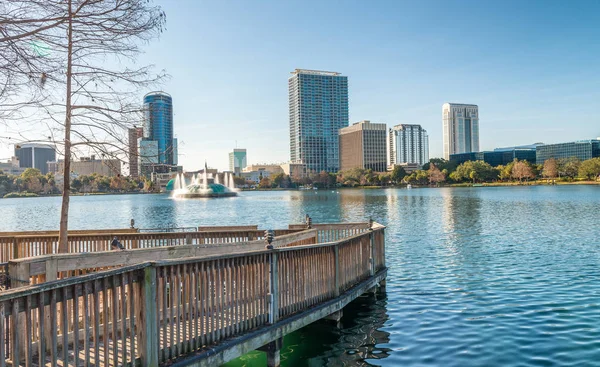 Seezunge und Gebäude in Orlando — Stockfoto