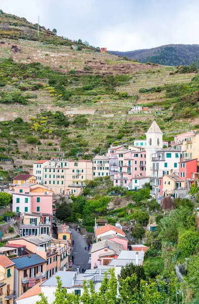 Hermosa vista aérea de Riomaggiore, Cinque Terre - Italia — Foto de Stock