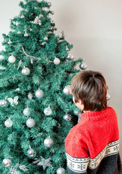 Pohon Natal dengan dekorasi — Stok Foto