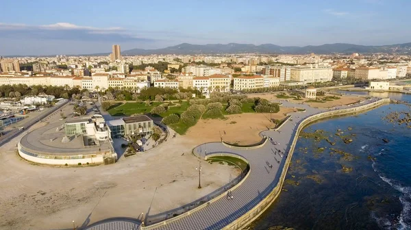 Hermosa puesta de sol vista aérea de la costa de Leghorn a lo largo de Mascagni Ter — Foto de Stock