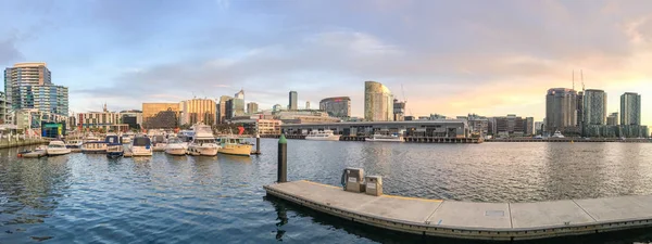 MELBOURNE, AUSTRALIA - 20 NOIEMBRIE 2015: Vedere panoramică a orașului — Fotografie, imagine de stoc