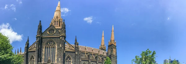 Ρωμαϊκή Καθολικός Καθεδρικός Ναός Αγίου Πατρικίου στη Μελβούρνη, Βικτώρια, A — Φωτογραφία Αρχείου