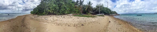 Lindas cores das Maldivas. Rasdhoo é uma pequena ilha — Fotografia de Stock