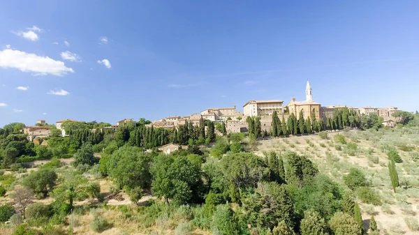 Vista aérea de Beautiul de Pienza, cidade medieval da Toscana no hil — Fotografia de Stock