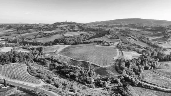 Toskana 'nın güzel tepeleri, hava manzarası — Stok fotoğraf