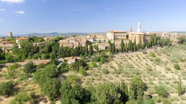 Vista aérea de Beautiul de Pienza, cidade medieval da Toscana no hil — Fotografia de Stock