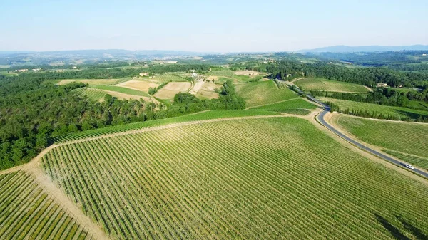 Schöne Hügel der Toskana, Luftaufnahme — Stockfoto