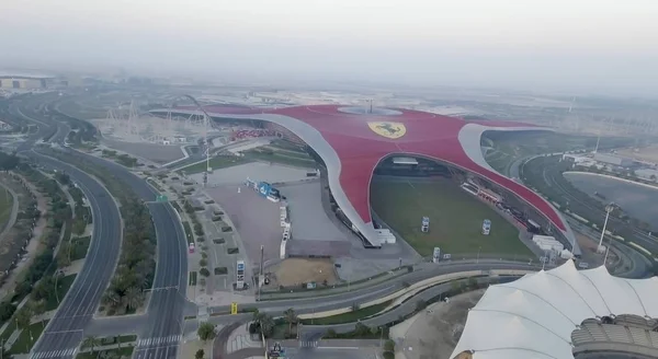 ABU DHABI, UAE - DECEMBER 2016: Ferrari World aerial view. Abu D — Stock Photo, Image