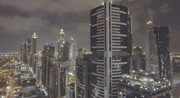 Dubaj, Spojené arabské emiráty - prosinec 2016: Downtown letecký pohled v noci. Dubaj — Stock fotografie