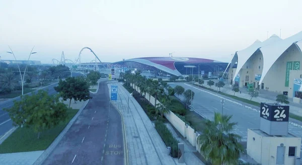 ABU DHABI, UEA - DECEMBER 2016: Pemandangan udara Ferrari World. Abu D — Stok Foto