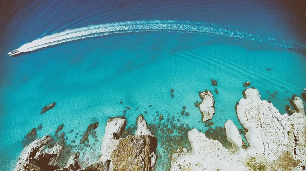 カポ・ヴァティカーノ海岸線、カラブリア州の概要-イタリア — ストック写真