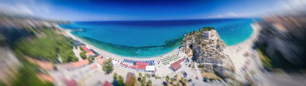 Tropea, Calabria. Vista panorámica del aerail de Santa Maria dell 'Isol — Foto de Stock