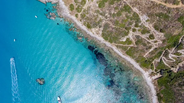 Vista aérea de la hermosa costa de Calabria, Italia — Foto de Stock