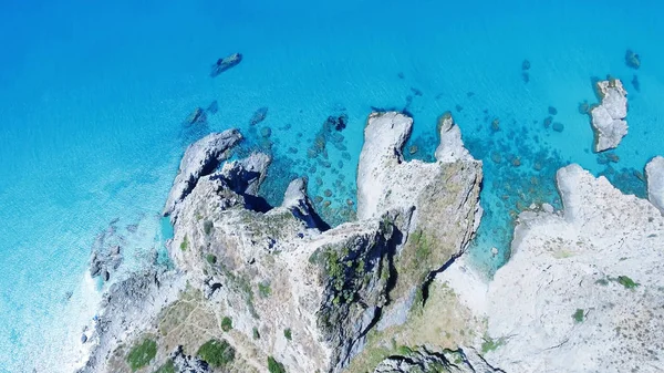 Overhead utsikt över Capo Vatikanens kust, Kalabrien - Italien — Stockfoto