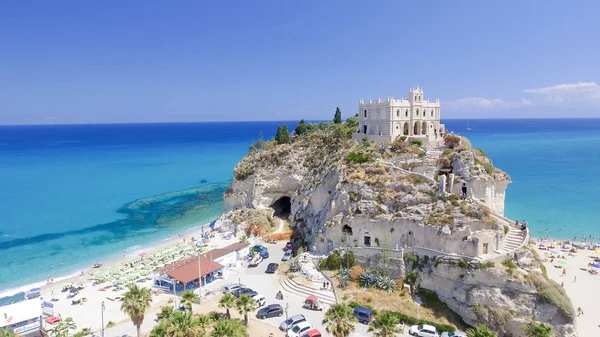 Tropea, Italia. Vista aérea del Monasterio de Santa Maria dell 'Isola — Foto de Stock