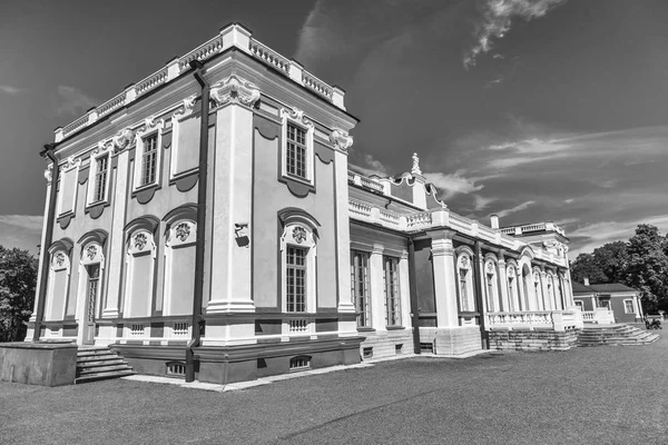 Hermoso palacio de Kadriorg, Tallin —  Fotos de Stock