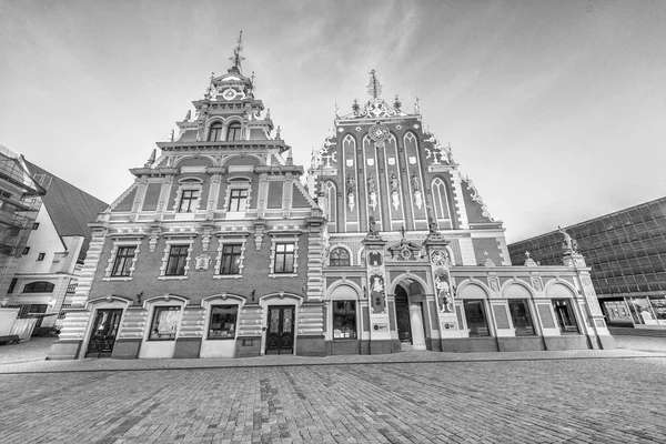 RIGA, LATVIA - 7 de julho de 2017: detalhe arquitetônico da cidade. R — Fotografia de Stock