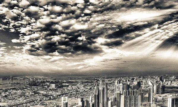 Vista aerea degli edifici del centro di Dubai — Foto Stock
