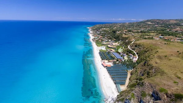 İnanılmaz hava görünümünü şeridinin Calabria, İtalya — Stok fotoğraf