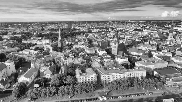 Vista aérea incrível do horizonte de Riga, Letónia — Fotografia de Stock