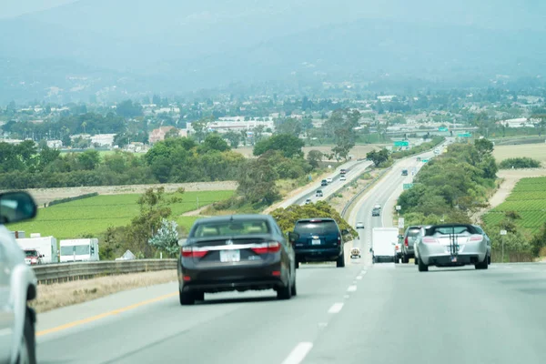 Traffico in California Coastal Highway — Foto Stock